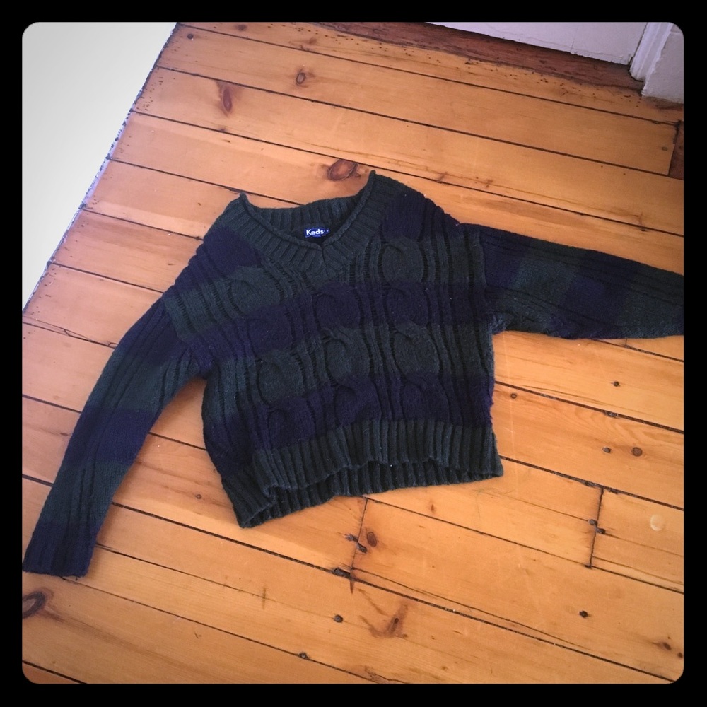 v neck striped sweater